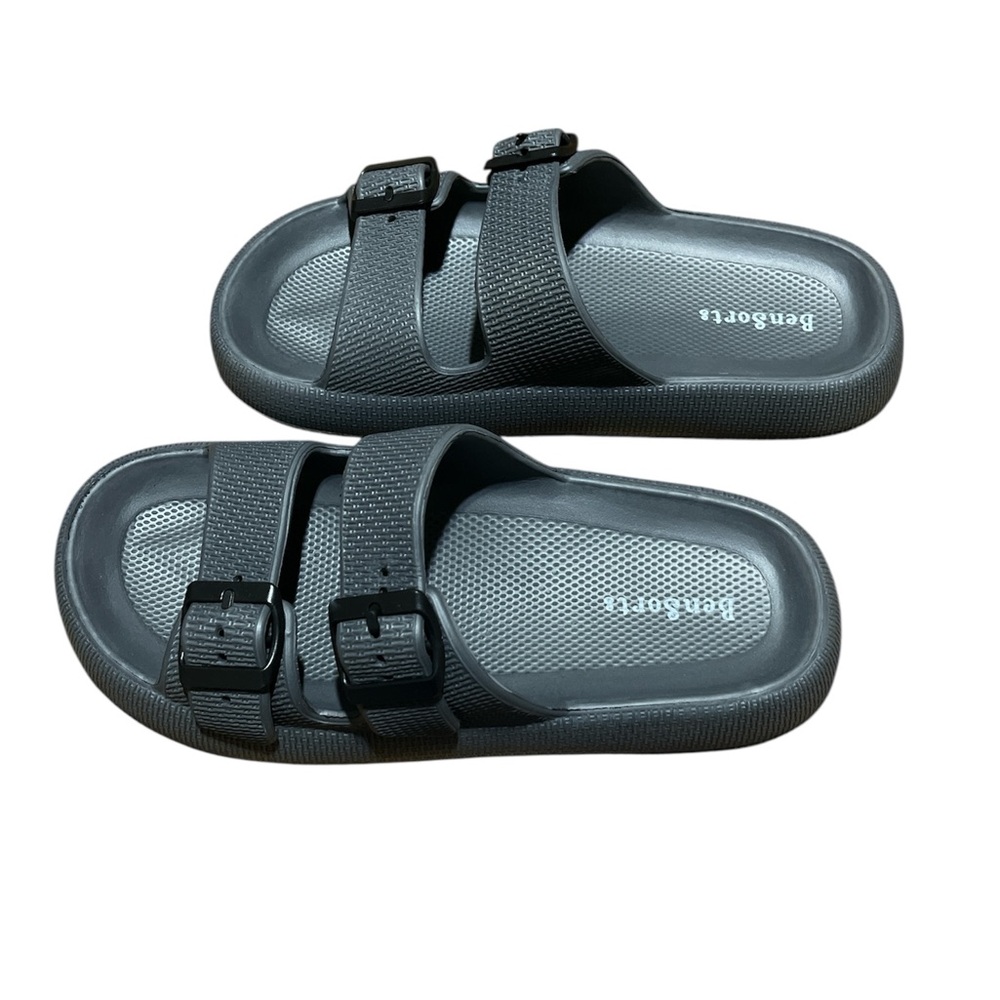 Gray Men’s/Women's Slide Slippers. REFER SIZE GUIDE LAST PICTURE 😊